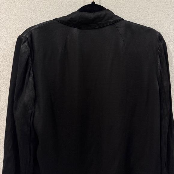 Raquel Allegra Black Satin Single Button Closure Fold Over Pocket Blazer Size 0 - Picture 10 of 15